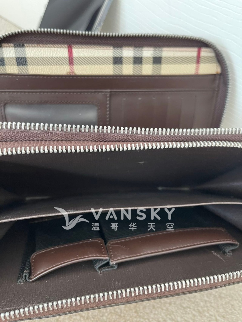 231202143439_burberry handbag-7.jpg